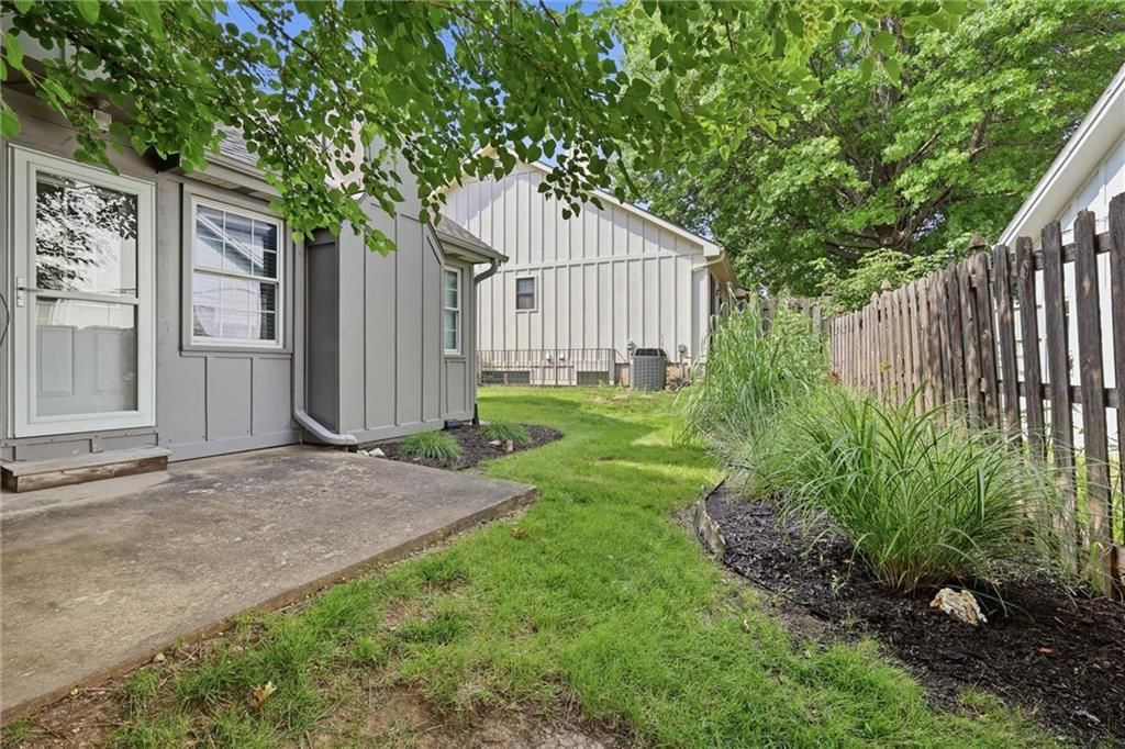 10562 Century Lane — photo 44