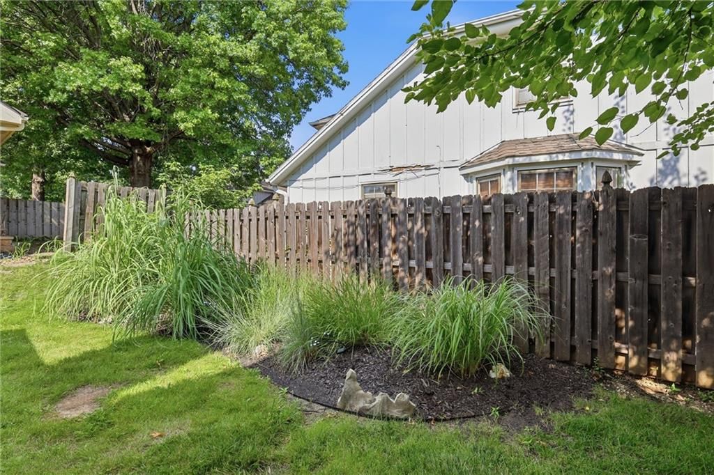 10562 Century Lane — photo 47
