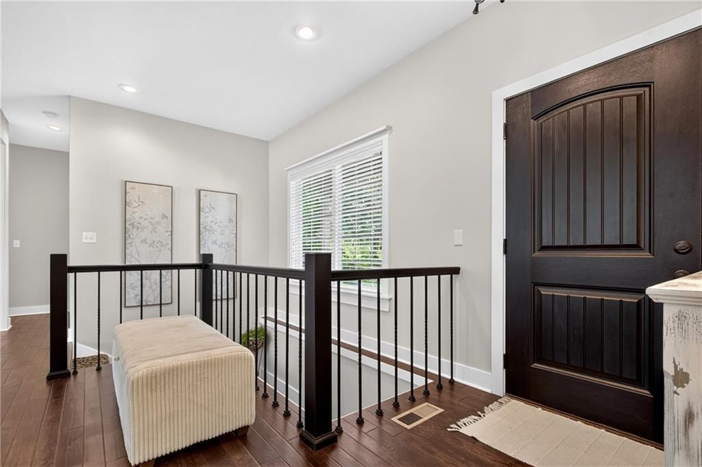 3207 E 20th Street — photo 13