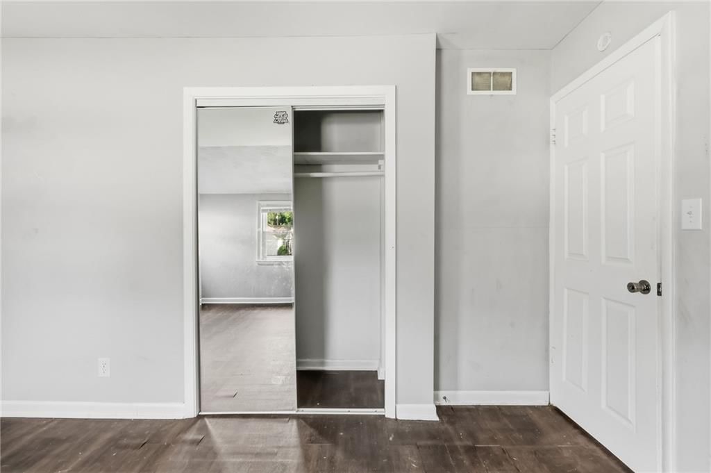 10005 E 35th Street — photo 9