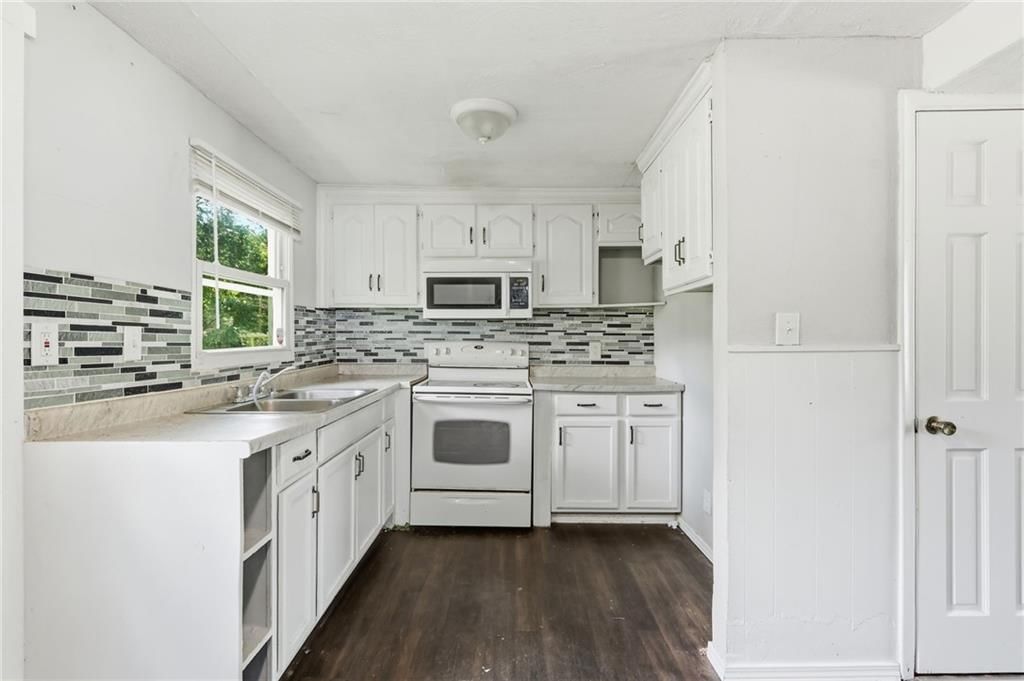 10005 E 35th Street — photo 12