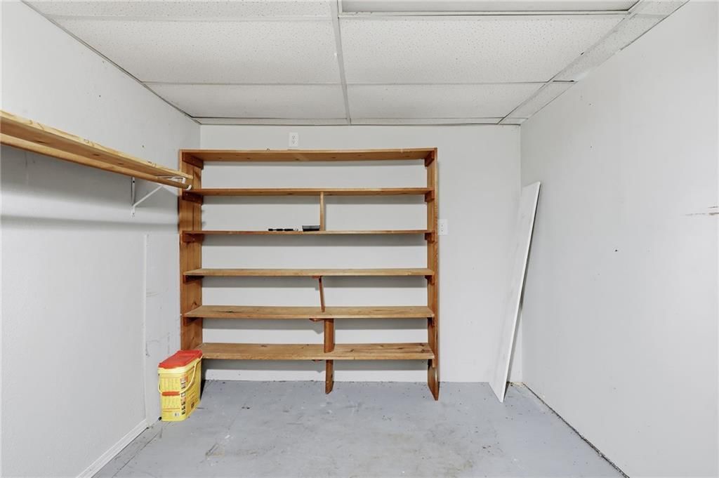 10005 E 35th Street — photo 24