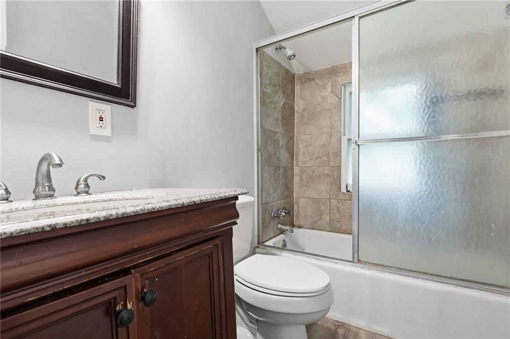 10005 E 35th Street — photo 32