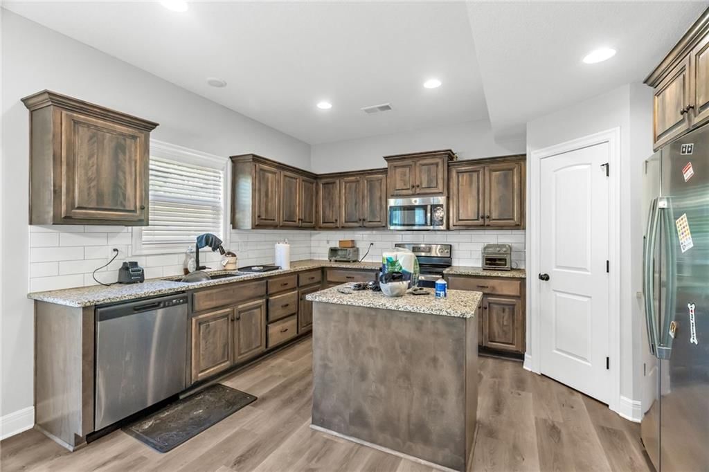 2409 SE CreekRidge Court — photo 6