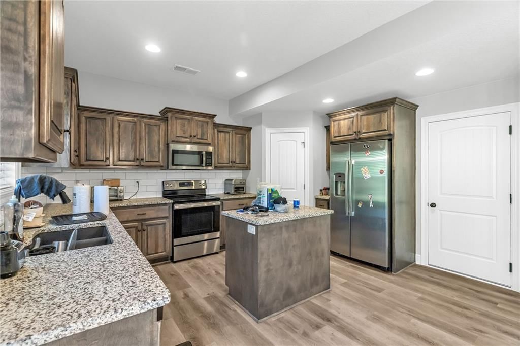 2409 SE CreekRidge Court — photo 7