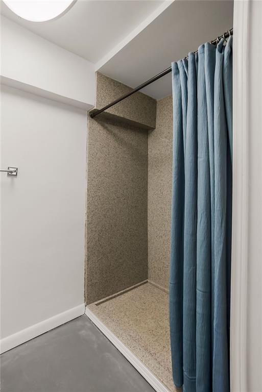Photo 17 of 35 - 700 W 48th Street #202, Kansas City, MO 64112