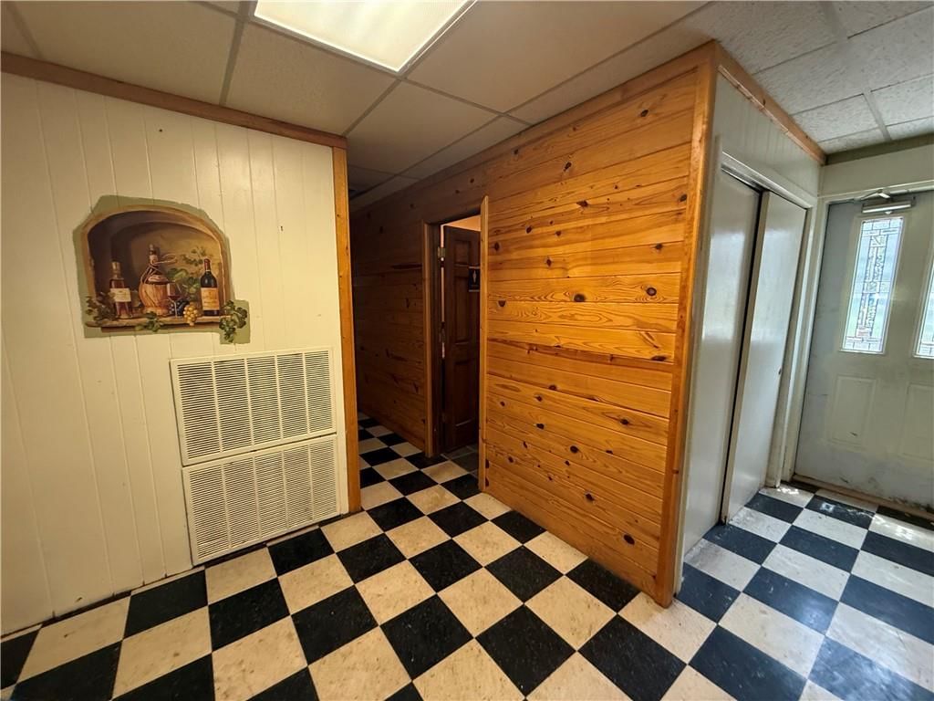 100 S Lynn Street — photo 24