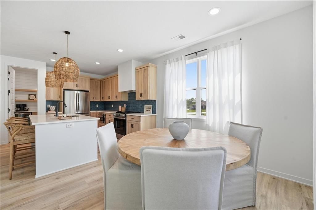 2132 SW Wheatfield Drive — photo 19