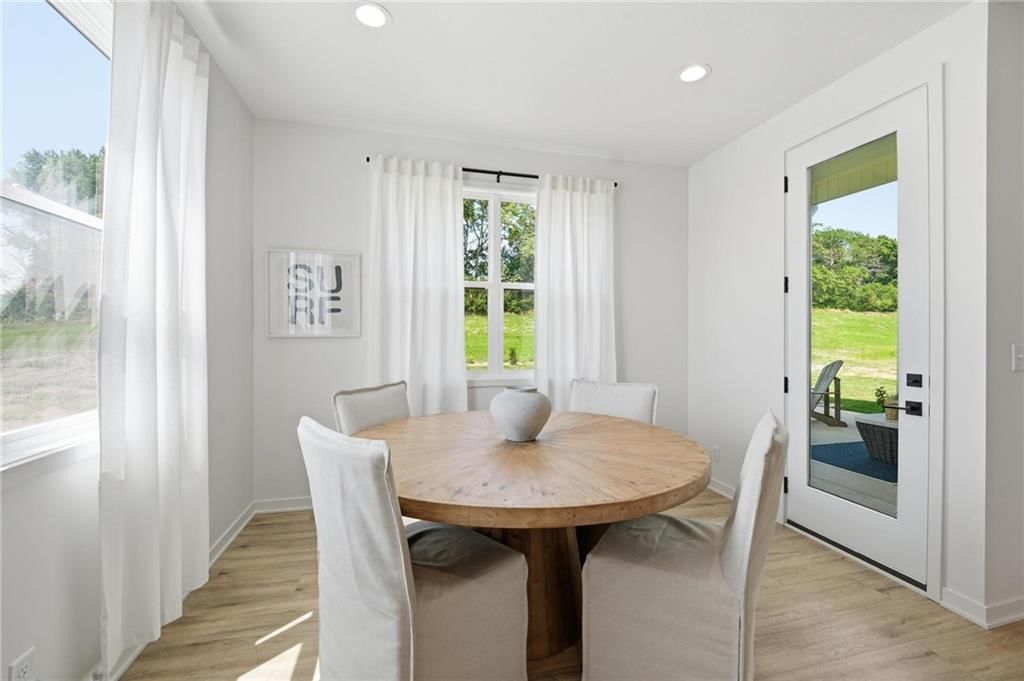 2132 SW Wheatfield Drive — photo 20