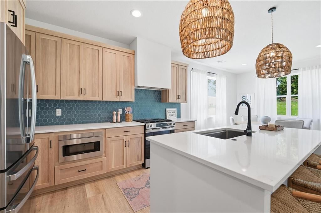 2132 SW Wheatfield Drive — photo 24