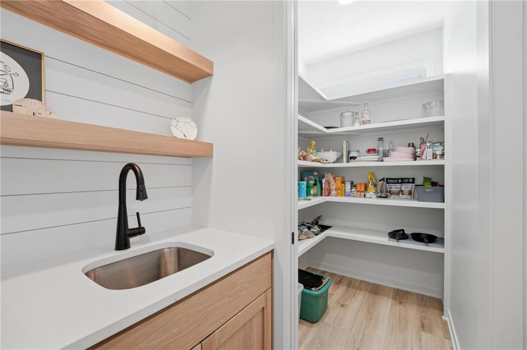 2132 SW Wheatfield Drive — photo 26
