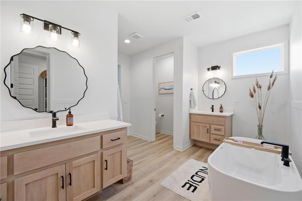 2132 SW Wheatfield Drive — photo 34