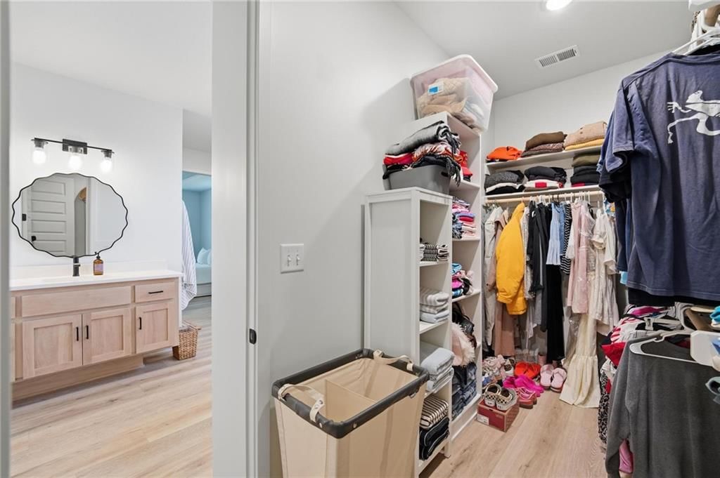 2132 SW Wheatfield Drive — photo 36