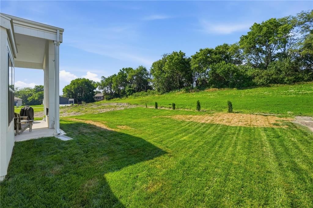 2132 SW Wheatfield Drive — photo 40