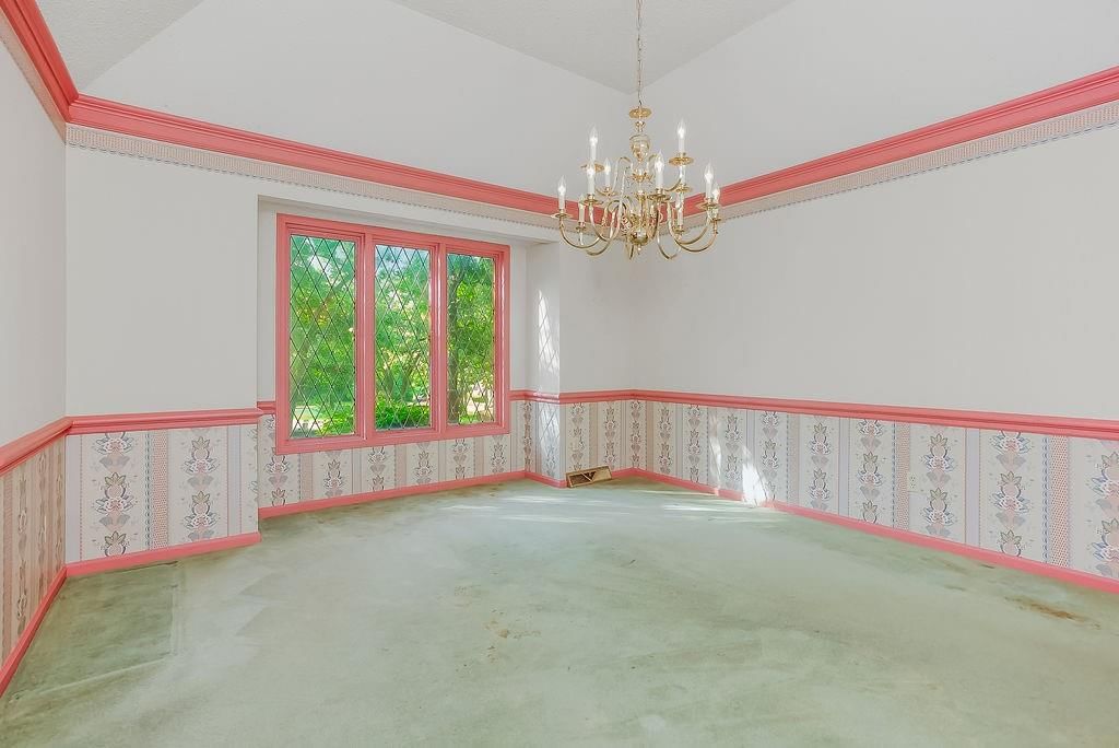 20900 Whispering Drive — photo 12