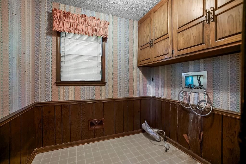 20900 Whispering Drive — photo 20