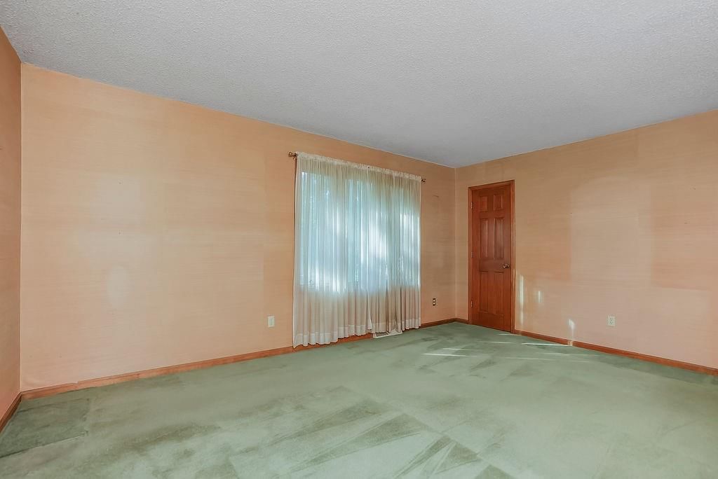 20900 Whispering Drive — photo 24