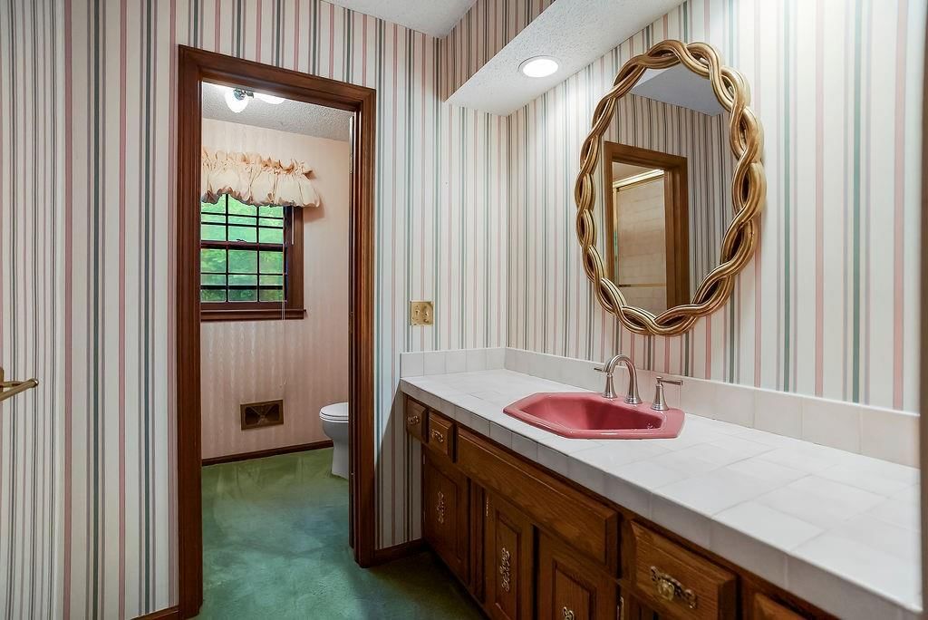 20900 Whispering Drive — photo 25