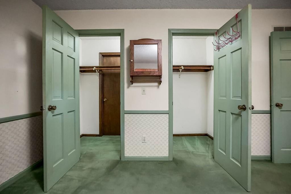 20900 Whispering Drive — photo 31