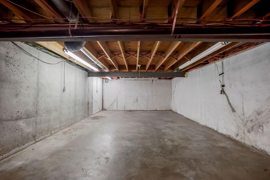 20900 Whispering Drive — photo 34