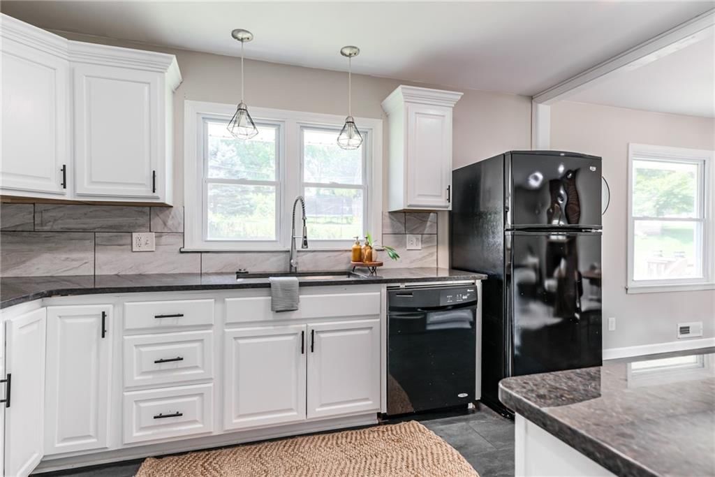 6502 N Main Street — photo 12