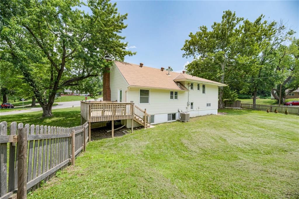 6502 N Main Street — photo 32