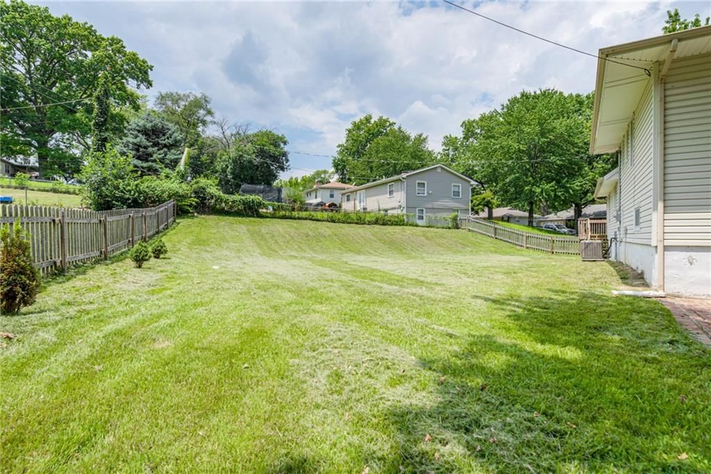 6502 N Main Street — photo 34