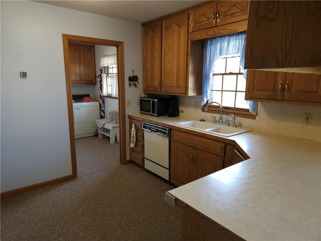 616 Lafayette Street — photo 28