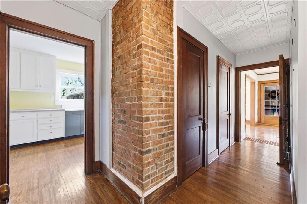 1104 S Market Street — photo 10