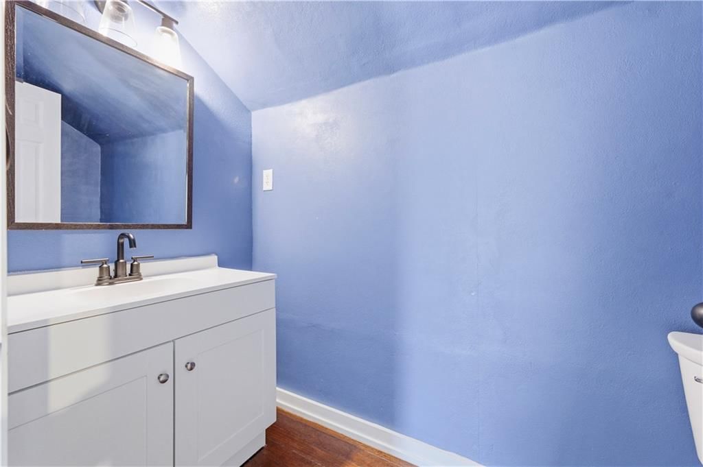 1104 S Market Street — photo 22