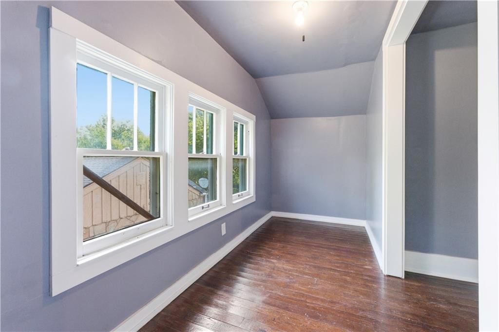 1104 S Market Street — photo 23