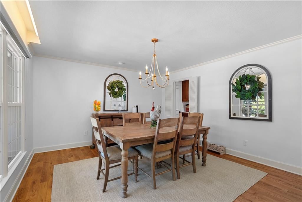 11211 Holly Street — photo 8