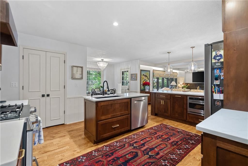 11211 Holly Street — photo 18