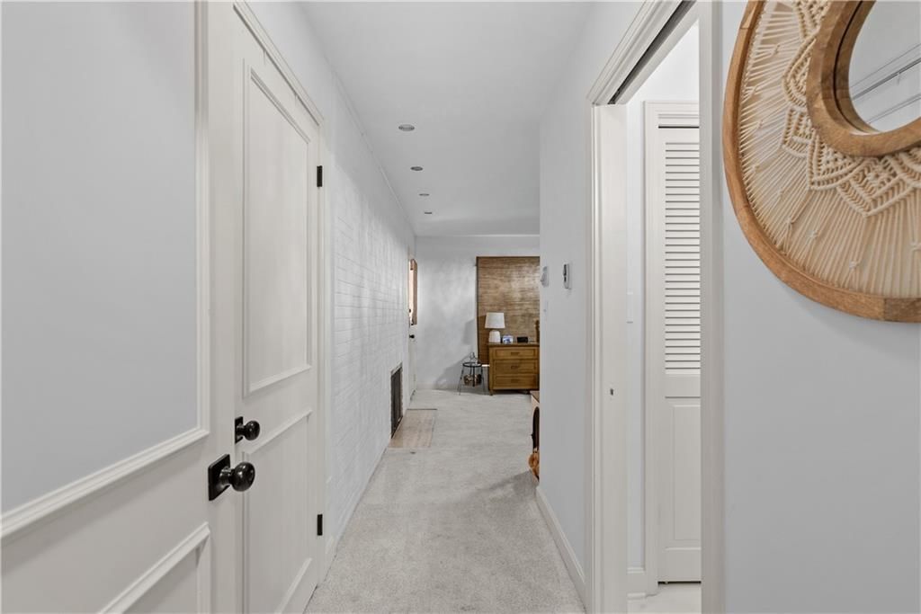 11211 Holly Street — photo 26