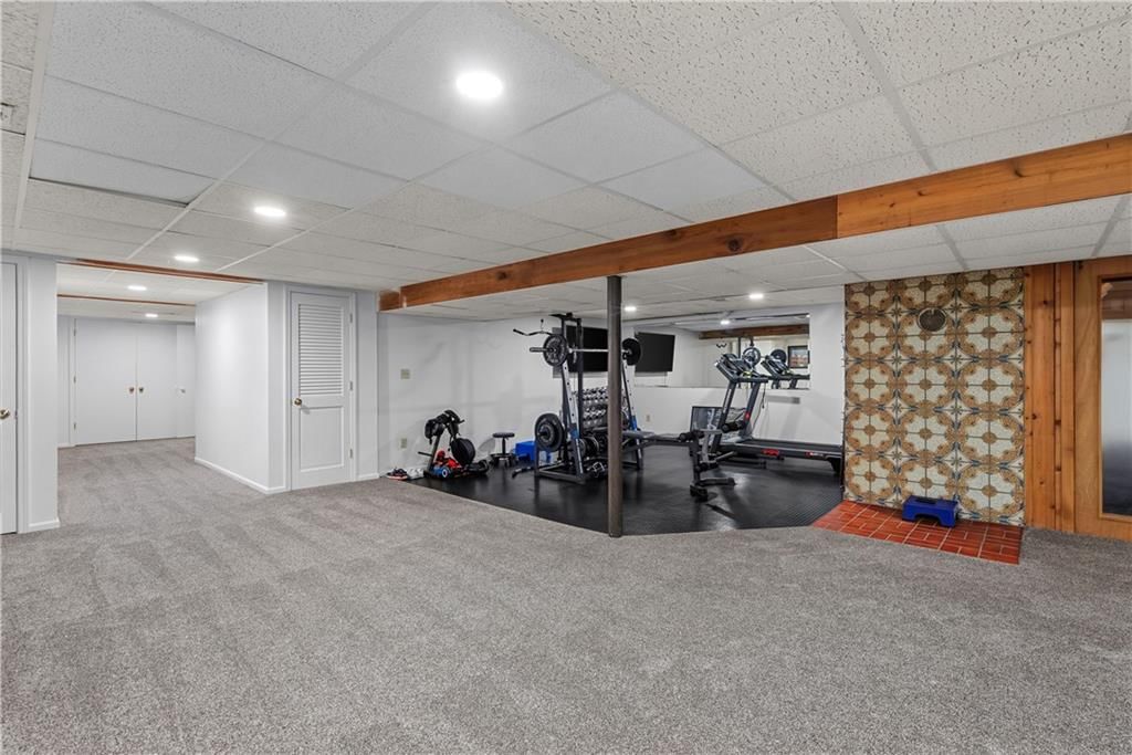 11211 Holly Street — photo 37