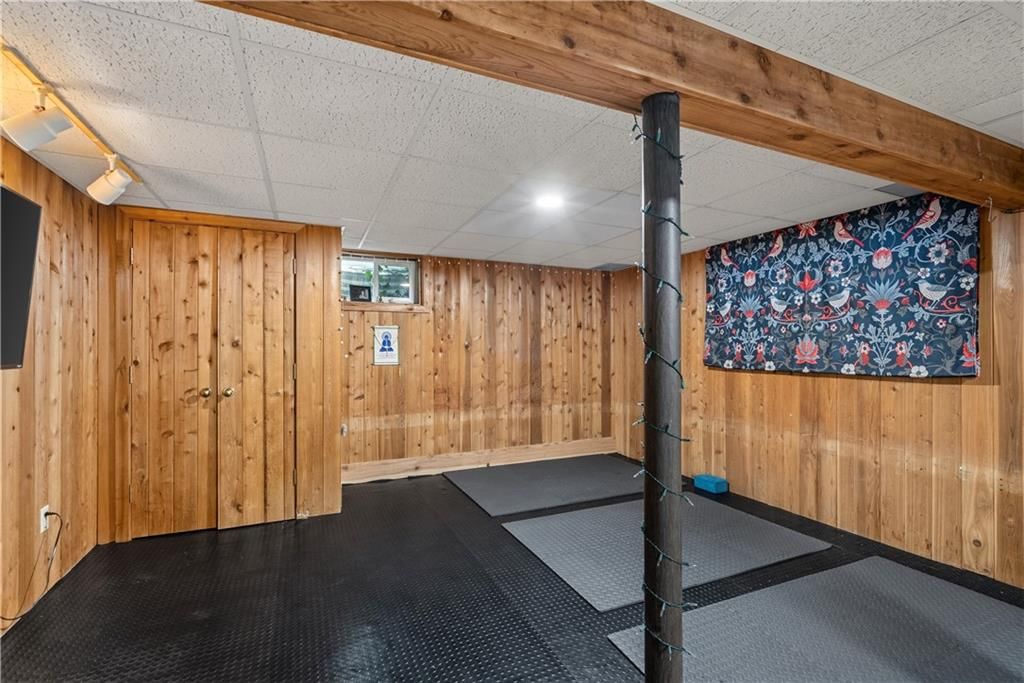 11211 Holly Street — photo 38