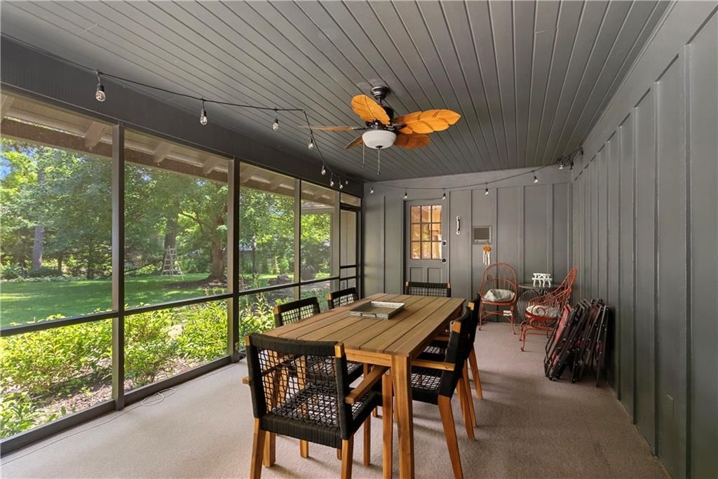 11211 Holly Street — photo 41