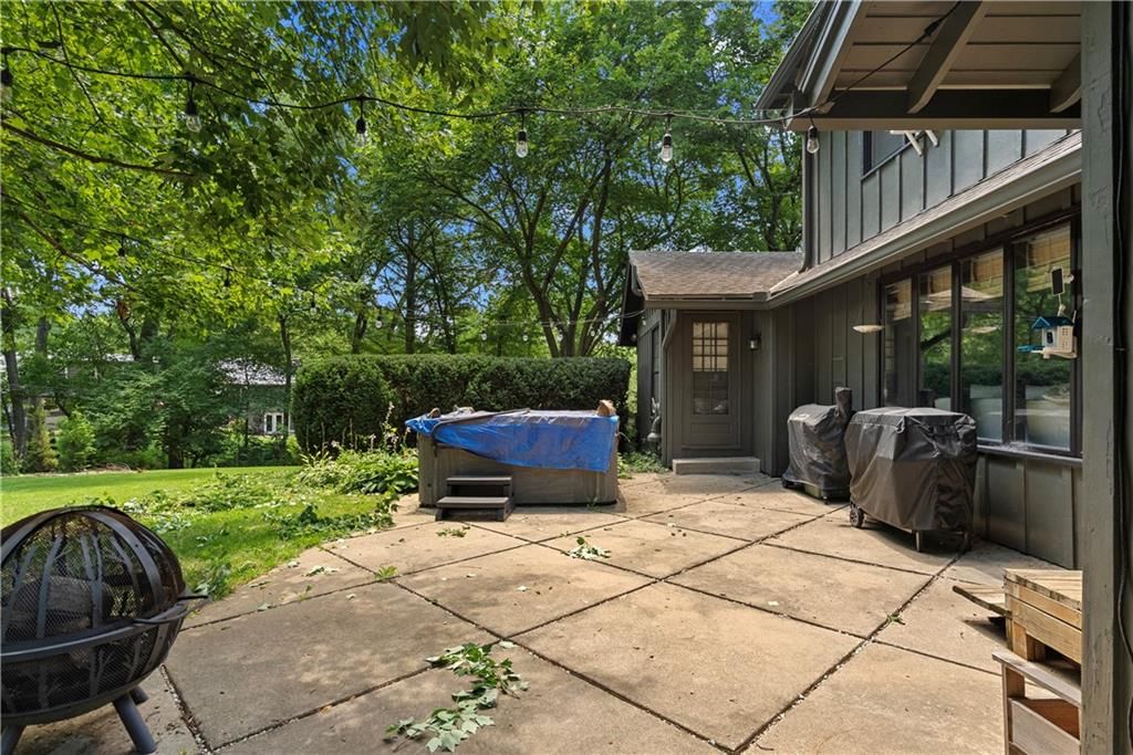 11211 Holly Street — photo 42