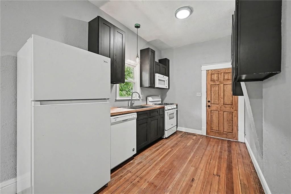 209 S Mulberry Street — photo 4
