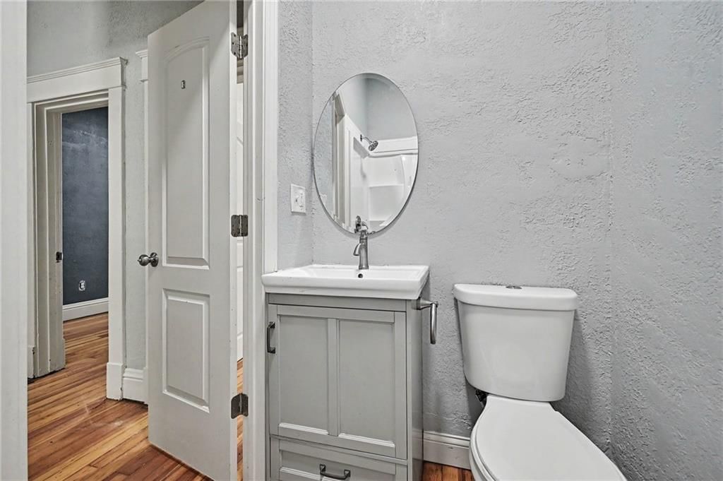 209 S Mulberry Street — photo 10