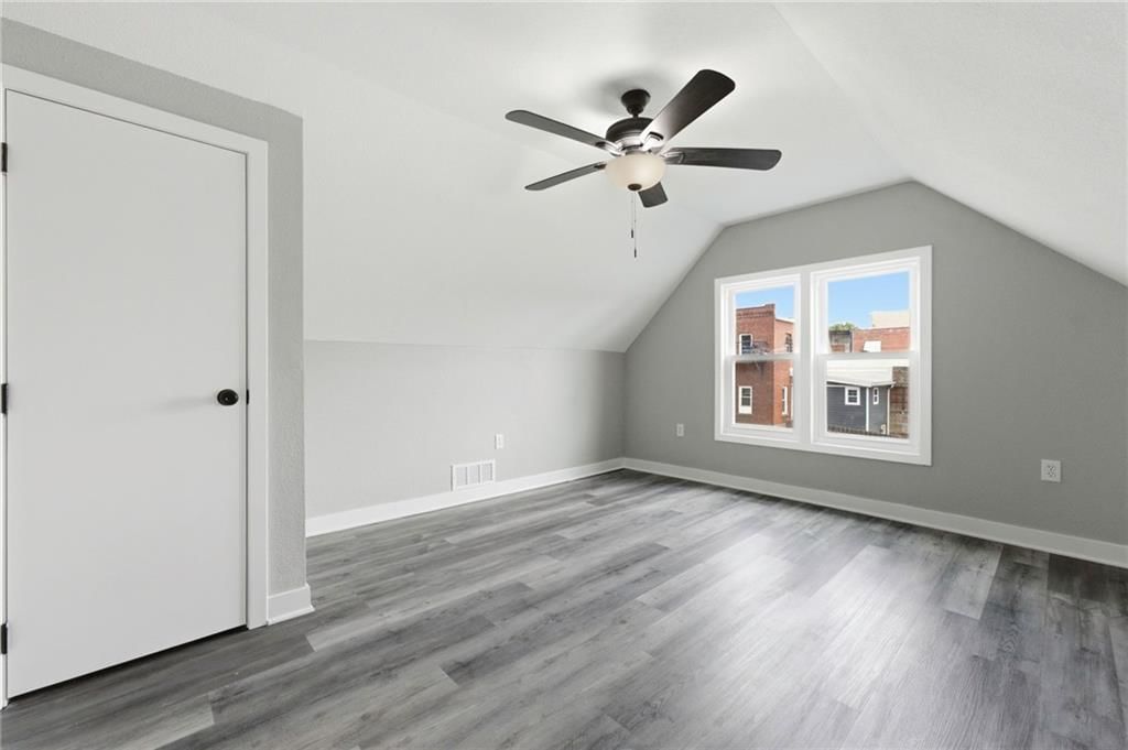 8 S 14th Street — photo 17