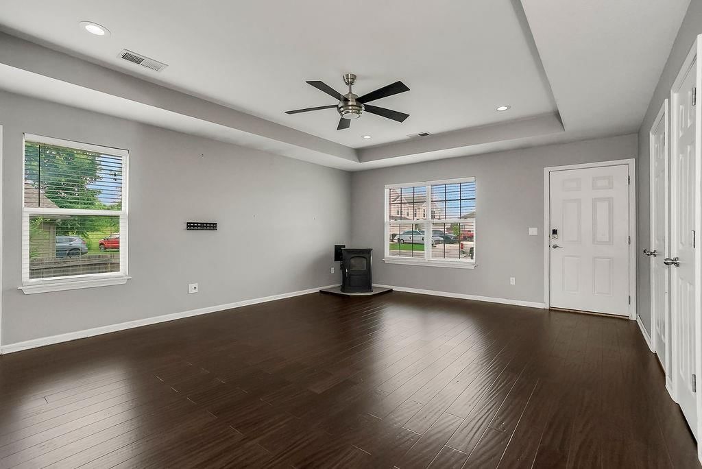 612 MCKENNA Street — photo 6
