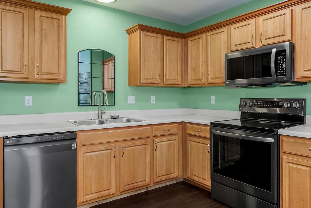 612 MCKENNA Street — photo 10