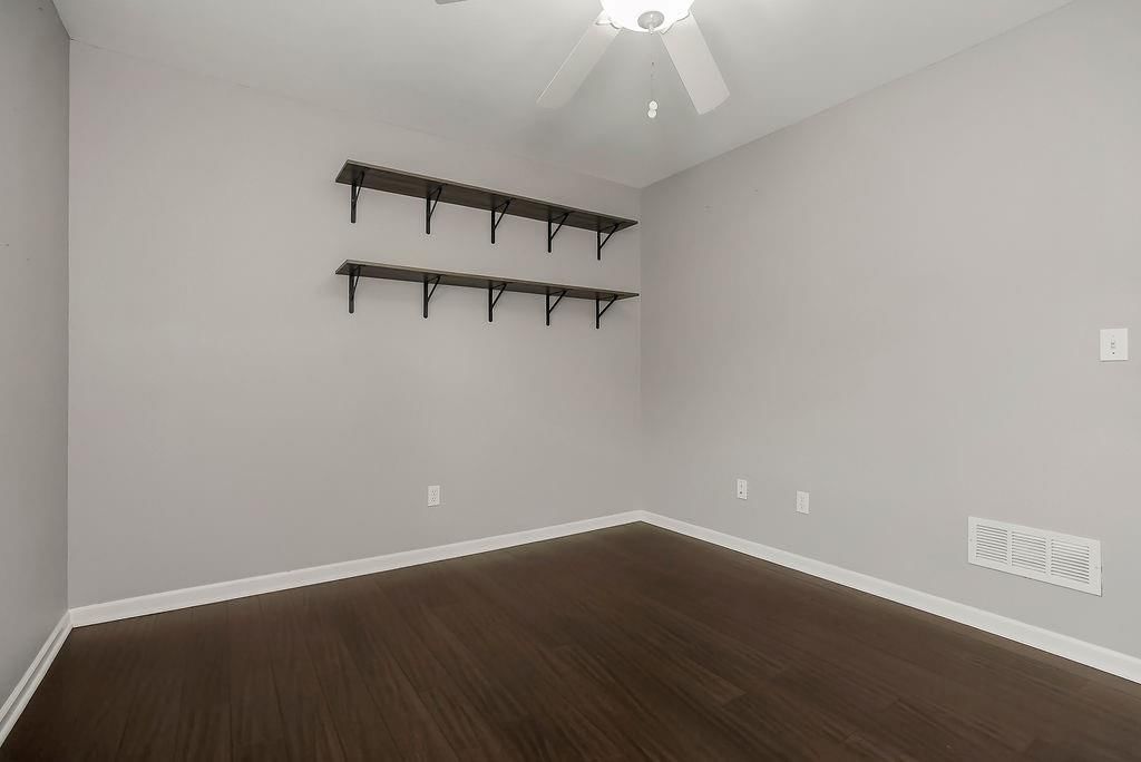 612 MCKENNA Street — photo 14