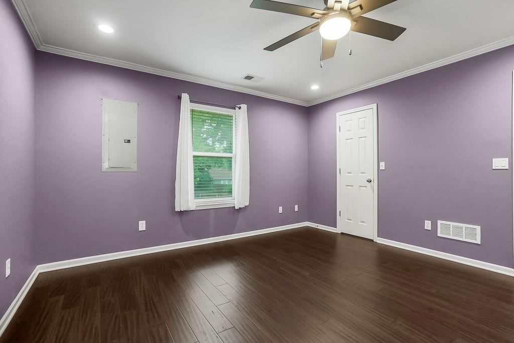 612 MCKENNA Street — photo 22