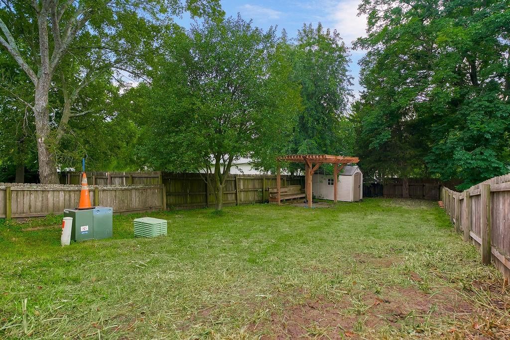 612 MCKENNA Street — photo 27