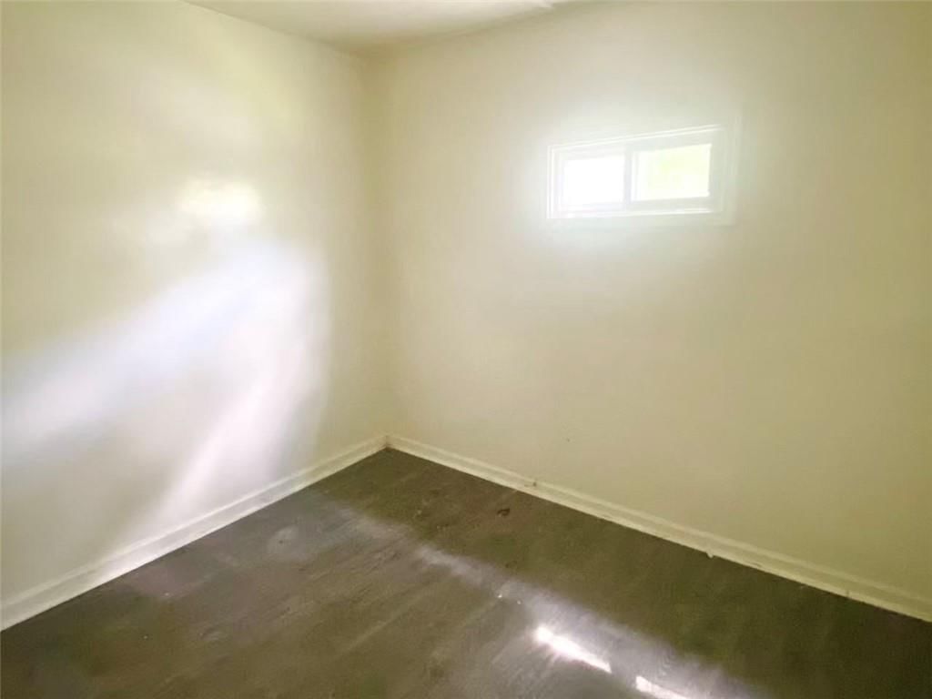 4342 Myrtle Avenue — photo 7