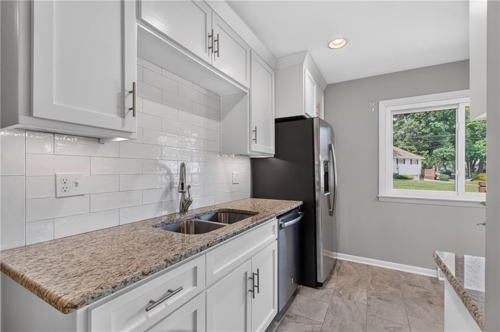 8100 W 92nd Terrace — photo 15