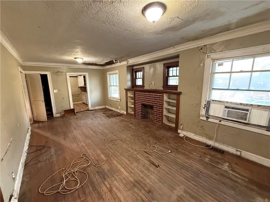 2351 Drury Avenue — photo 7