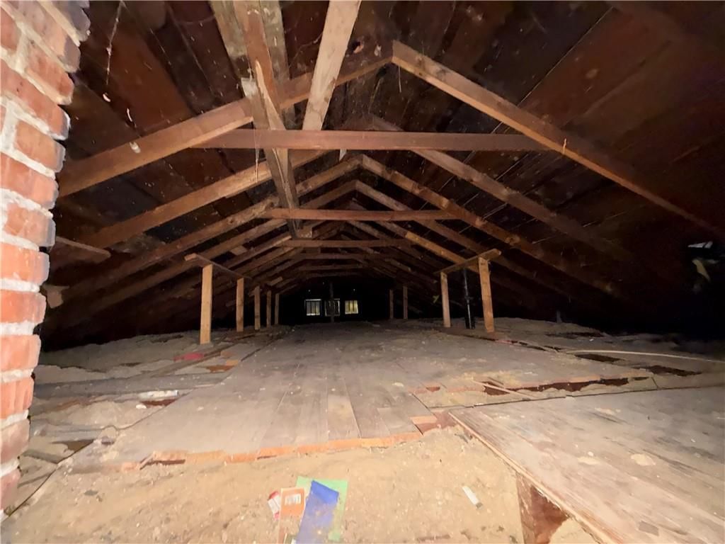 2351 Drury Avenue — photo 12